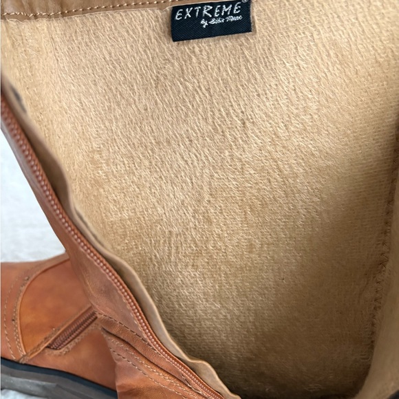 Like new boots - Picture 5 of 7